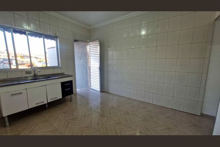 Casa para alugar com 2 quartos, 100m² em Jardim Martini, São Paulo