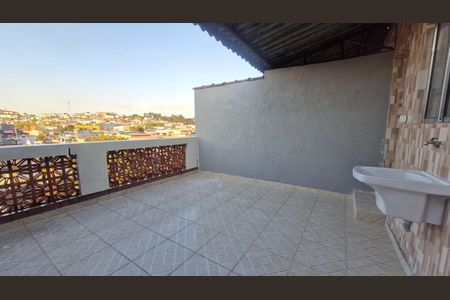 Casa para alugar com 2 quartos, 100m² em Jardim Martini, São Paulo