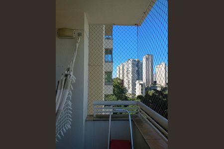 varanda Sala de apartamento à venda com 2 quartos, 57m² em Paraíso do Morumbi, São Paulo