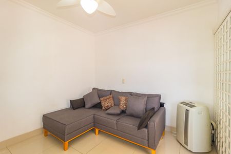 Apartamento à venda com 109m², 3 quartos e 1 vaga Apartamento à venda com 109m², 3 quartos e 1 vagaSala de TV