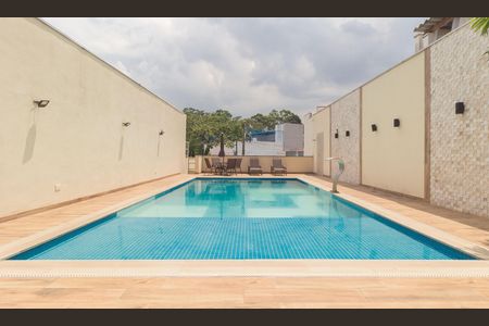Apartamento à venda com 109m², 3 quartos e 1 vaga Apartamento à venda com 109m², 3 quartos e 1 vagaPiscina