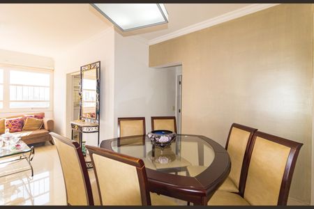 Apartamento à venda com 109m², 3 quartos e 1 vaga Apartamento à venda com 109m², 3 quartos e 1 vagaSala de Jantar