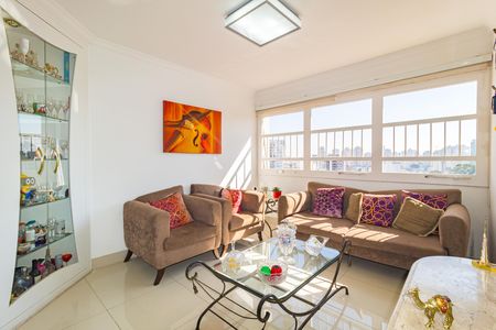 Apartamento à venda com 109m², 3 quartos e 1 vaga Apartamento à venda com 109m², 3 quartos e 1 vaga Sala de Estar