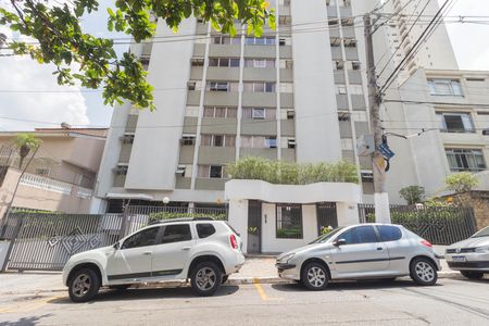 Apartamento à venda com 109m², 3 quartos e 1 vaga Apartamento à venda com 109m², 3 quartos e 1 vagaFachada