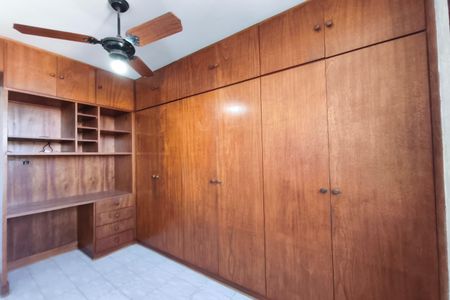 Apartamento para alugar com 58m², 2 quartos e 1 vagaQuarto 1