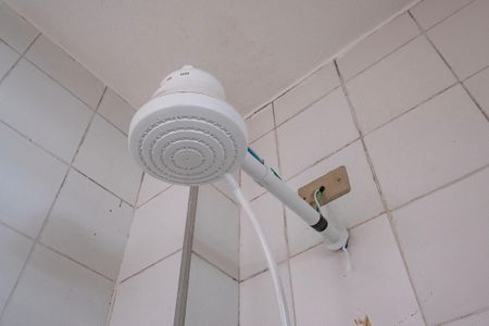 Banheiro de apartamento para alugar com 1 quarto, 40m² em Pinheiros, São Paulo