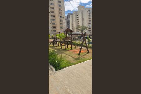 Playground de apartamento para alugar com 2 quartos, 52m² em Laranjeiras, Uberlândia