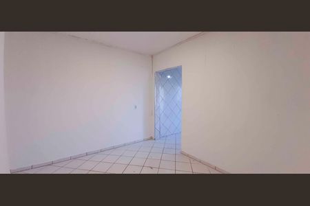 Casa para alugar com 2 quartos, 60m² em Jardim Roberto, Osasco