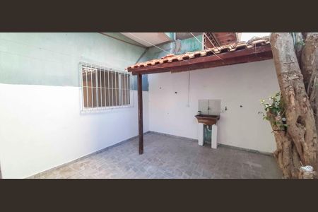Casa para alugar com 60m², 2 quartos e sem vagaÁrea de Serviço