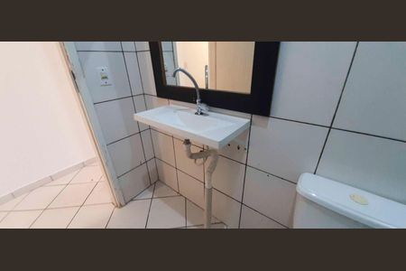 Casa para alugar com 60m², 2 quartos e sem vagaBanheiro