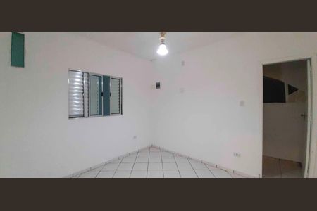 Quarto 1 de casa para alugar com 2 quartos, 60m² em Jardim Roberto, Osasco