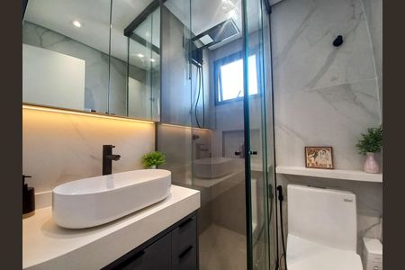 Banheiro de apartamento à venda com 1 quarto, 50m² em Vila Buarque, São Paulo