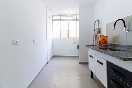 Cozinha / Área de Serviço de apartamento para alugar com 2 quartos, 30m² em Água Branca, São Paulo
