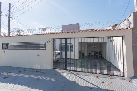 Fachada de casa à venda com 4 quartos, 150m² em Jardim Morumbi, Campinas