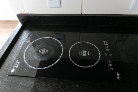 Cozinha - Cooktop de kitnet/studio para alugar com 1 quarto, 28m² em Penha de França, São Paulo