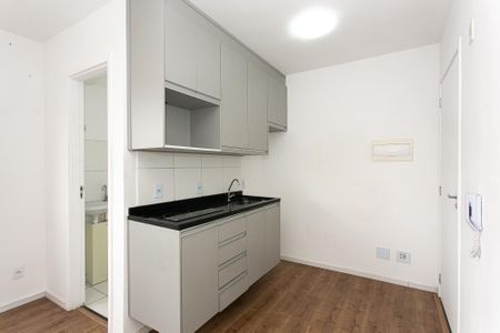 Cozinha de kitnet/studio para alugar com 1 quarto, 28m² em Penha de França, São Paulo