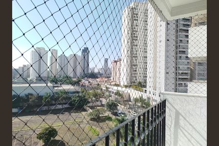 Apartamento à venda com 60m², 2 quartos e 1 vaga Apartamento à venda com 60m², 2 quartos e 1 vagaVaranda