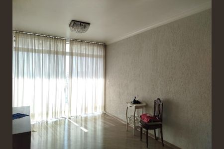 Apartamento à venda com 60m², 2 quartos e 1 vaga Apartamento à venda com 60m², 2 quartos e 1 vagaSala