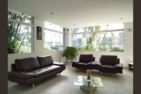 Apartamento à venda com 60m², 2 quartos e 1 vaga Apartamento à venda com 60m², 2 quartos e 1 vagaÁrea comum - Hall social