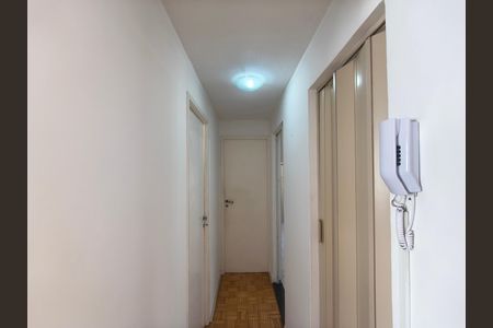 Corredor / Circulação de apartamento para alugar com 2 quartos, 48m² em Taquara, Rio de Janeiro