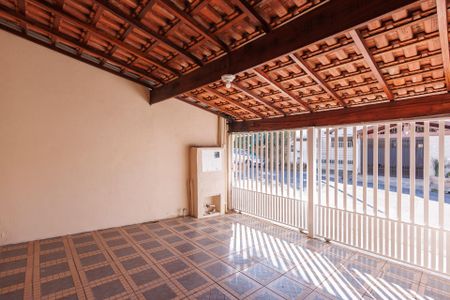 Garagem de casa para alugar com 2 quartos, 125m² em Cecap, Taubaté