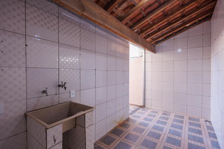 Casa para alugar com 125m², 2 quartos e 1 vagaÁrea de Serviço