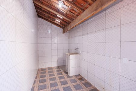 Casa para alugar com 125m², 2 quartos e 1 vagaÁrea de Serviço