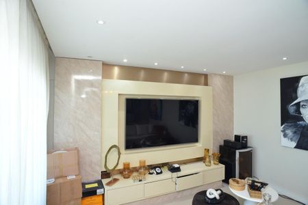 Sala de apartamento para alugar com 3 quartos, 250m² em Barra da Tijuca, Rio de Janeiro
