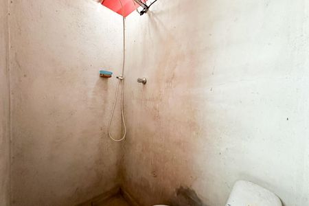 Banheiro de serviço de casa à venda com 2 quartos, 125m² em Ferrazópolis, São Bernardo do Campo