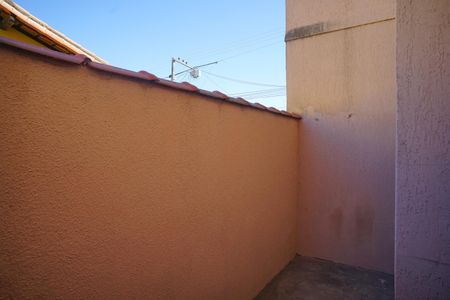 Casa para alugar com 60m², 2 quartos e 1 vaga Casa para alugar com 60m², 2 quartos e 1 vagaÁrea externa