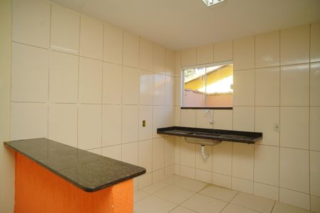 Cozinha de casa para alugar com 2 quartos, 60m² em Caxito Pequeno, Maricá
