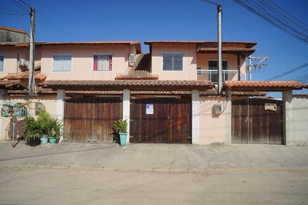 Casa para alugar com 60m², 2 quartos e 1 vaga Casa para alugar com 60m², 2 quartos e 1 vagaFachada