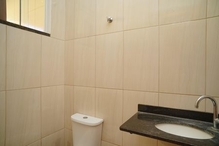 Casa para alugar com 60m², 2 quartos e 1 vaga Casa para alugar com 60m², 2 quartos e 1 vagaLavabo