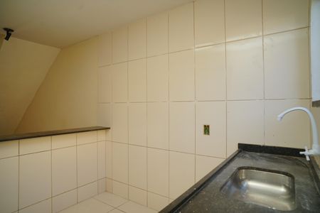 Cozinha de casa para alugar com 2 quartos, 60m² em Caxito Pequeno, Maricá