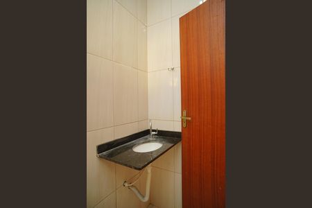 Casa para alugar com 60m², 2 quartos e 1 vaga Casa para alugar com 60m², 2 quartos e 1 vagaLavabo