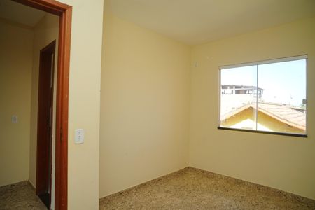 Casa para alugar com 60m², 2 quartos e 1 vaga Casa para alugar com 60m², 2 quartos e 1 vagaQuarto 1