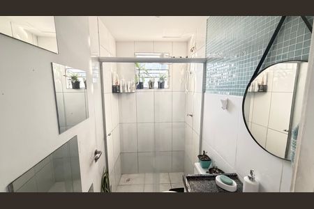 Apartamento à venda com 55m², 2 quartos e 1 vaga Apartamento à venda com 55m², 2 quartos e 1 vagaBanheiro