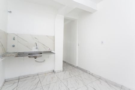 Cozinha  de casa para alugar com 1 quarto, 30m² em Cidade Tiradentes, São Paulo