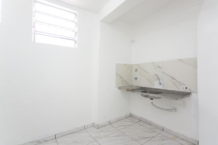 Cozinha  de casa para alugar com 1 quarto, 30m² em Cidade Tiradentes, São Paulo