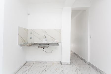 Cozinha  de casa para alugar com 1 quarto, 30m² em Cidade Tiradentes, São Paulo