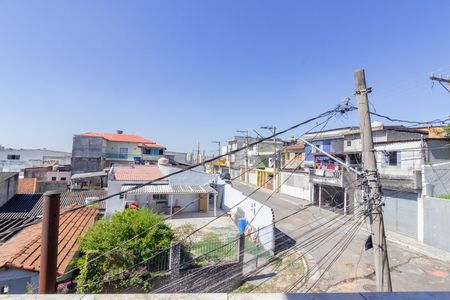 Vista Quintal de casa à venda com 5 quartos, 210m² em Vila Cruz das Almas, São Paulo