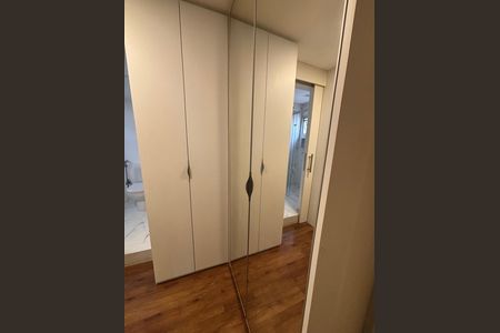 Apartamento à venda com 150m², 2 quartos e 2 vagas Apartamento à venda com 150m², 2 quartos e 2 vagasQuarto