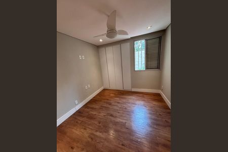 Apartamento à venda com 150m², 2 quartos e 2 vagas Apartamento à venda com 150m², 2 quartos e 2 vagasQuarto