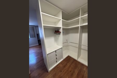Apartamento à venda com 150m², 2 quartos e 2 vagas Apartamento à venda com 150m², 2 quartos e 2 vagasQuarto