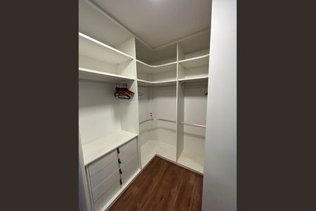 Apartamento à venda com 150m², 2 quartos e 2 vagas Apartamento à venda com 150m², 2 quartos e 2 vagasQuarto