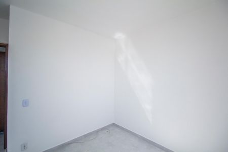Quarto 2 de apartamento para alugar com 2 quartos, 55m² em Vila Valqueire, Rio de Janeiro