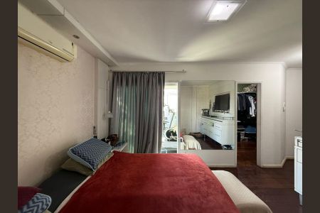 Casa para alugar com 400m², 4 quartos e 4 vagas Casa para alugar com 400m², 4 quartos e 4 vagasQuarto