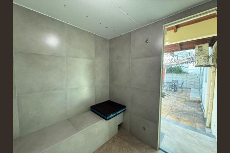 Casa para alugar com 400m², 4 quartos e 4 vagas Casa para alugar com 400m², 4 quartos e 4 vagasBanheiro