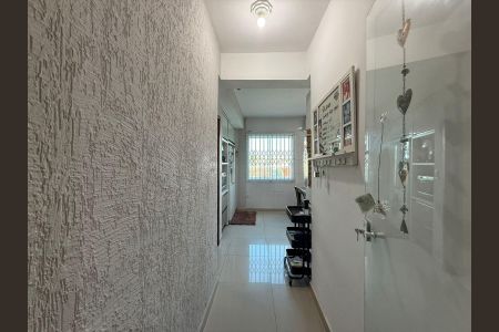 Casa para alugar com 400m², 4 quartos e 4 vagas Casa para alugar com 400m², 4 quartos e 4 vagasCorredor