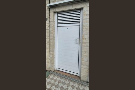 Entrada de casa para alugar com 3 quartos, 115m² em Vila Aurea (Vicente de Carvalho), Guarujá
